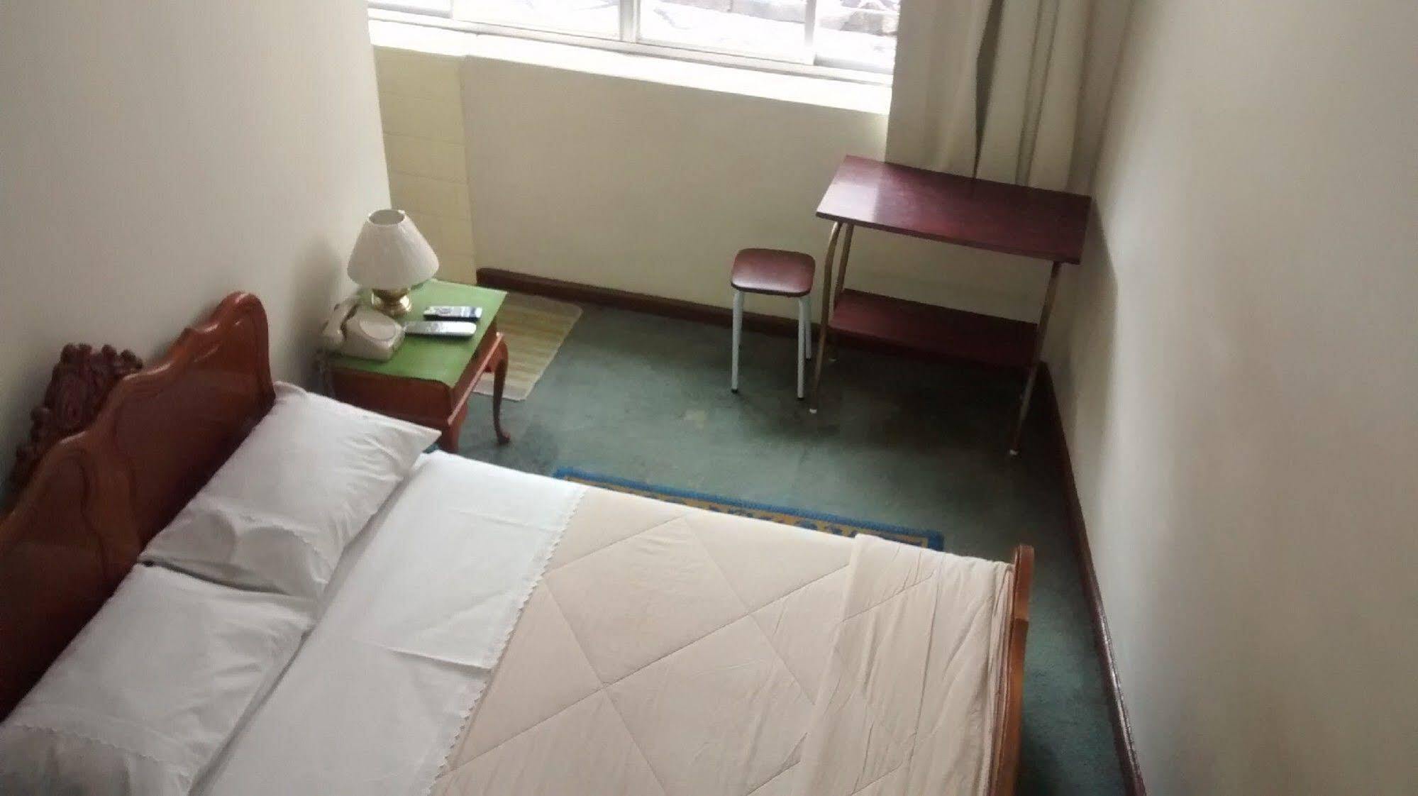 Hotel Cervantes Curitiba Buitenkant foto